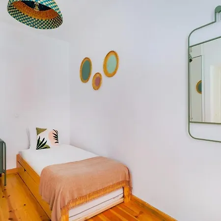 Santana 2br, Steps From Downtown - Explore On Foot Apartamento