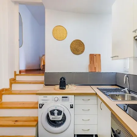 Apartamento Santana 2br, Steps From Downtown - Explore On Foot